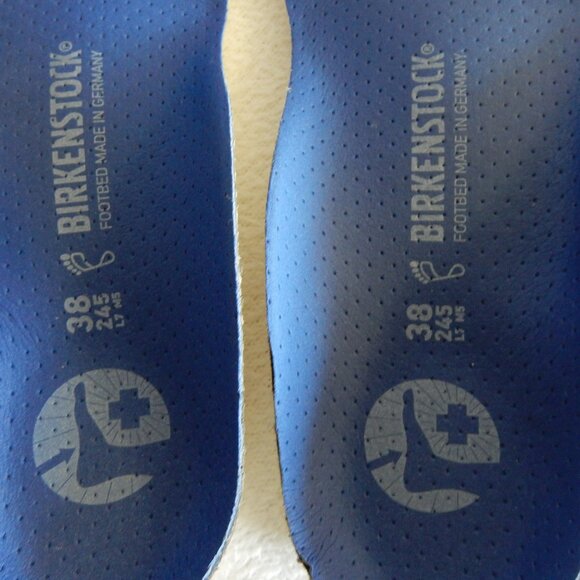 Women's Birkenstock Boots Highwood black leather chelsea 38 7-8 WORN 1X - Picture 15 of 16